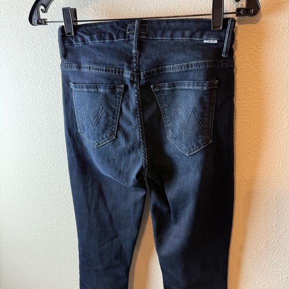 MOTHER High Waisted Looker Ankle Fray Jean Denim Last Call Midnight Wash Size 24 - Picture 10 of 15